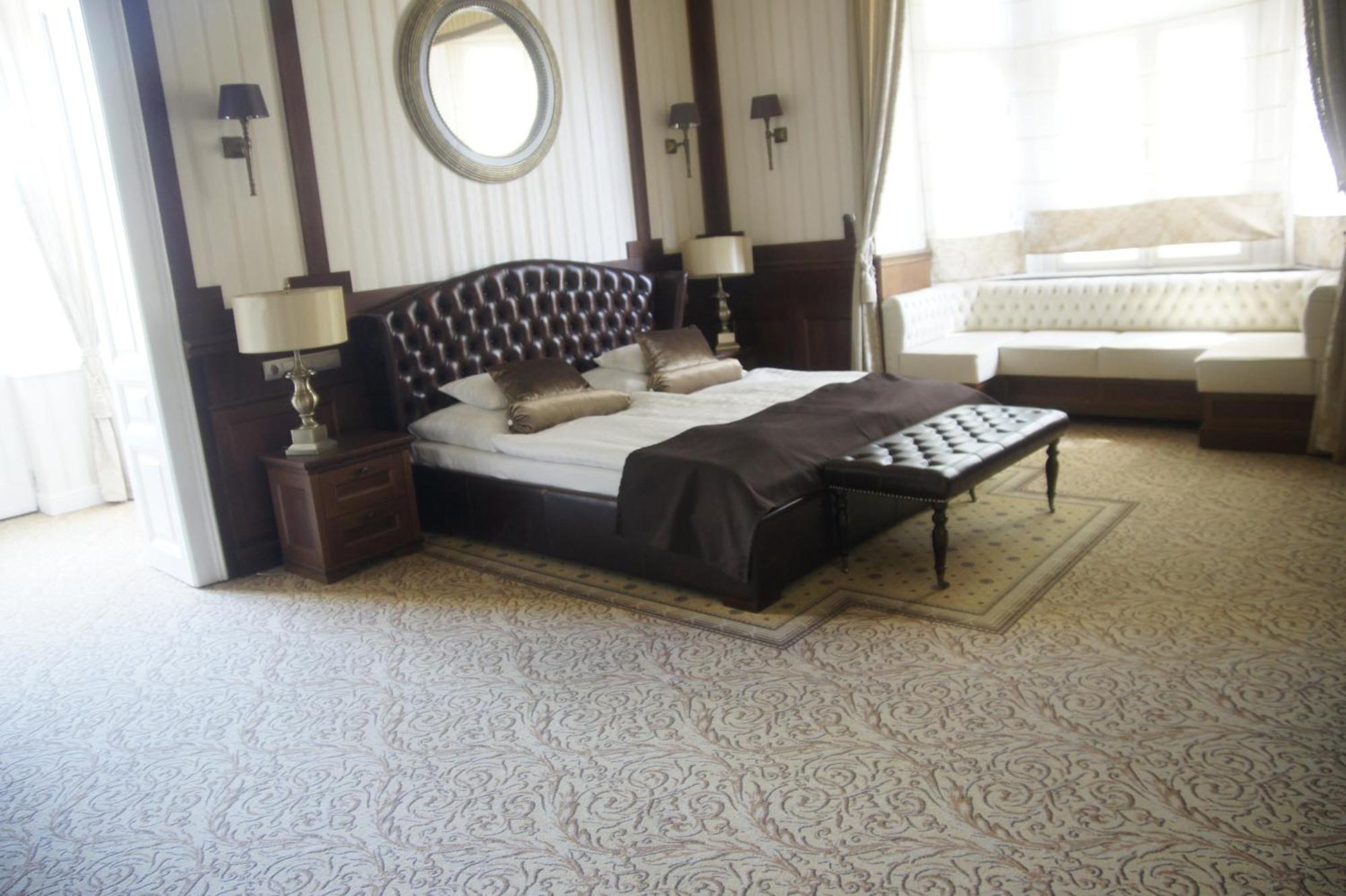 Thanhoffer - Horthy Villa Siofok Luaran gambar