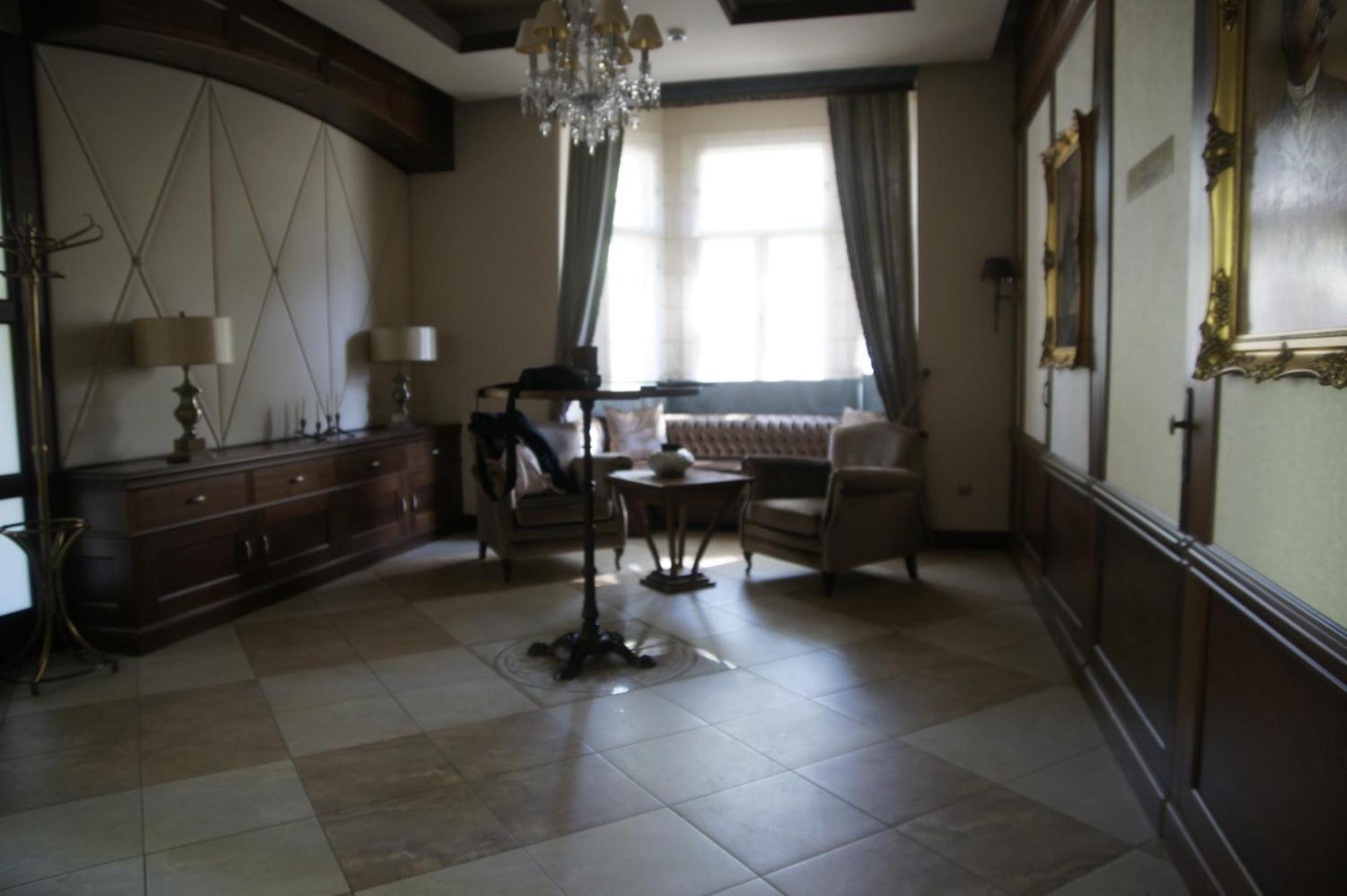 Thanhoffer - Horthy Villa Siofok Luaran gambar