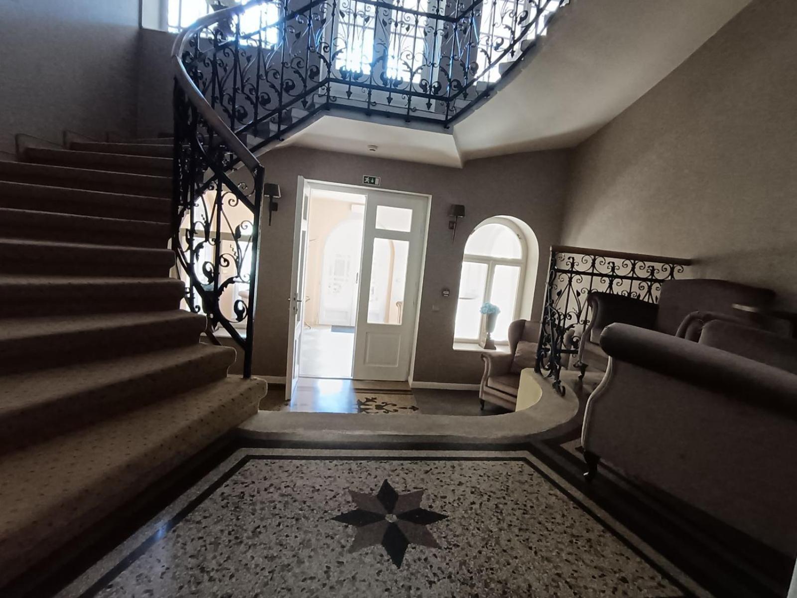 Thanhoffer - Horthy Villa Siofok Luaran gambar